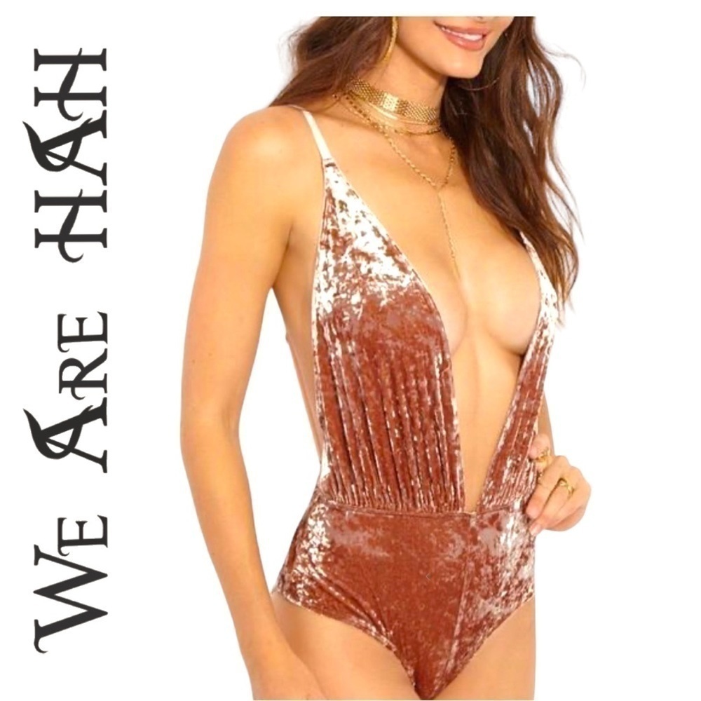 WE ARE HAH | HOT AS HELL | PLUNGING VELVET BODYSUIT SZ XS
